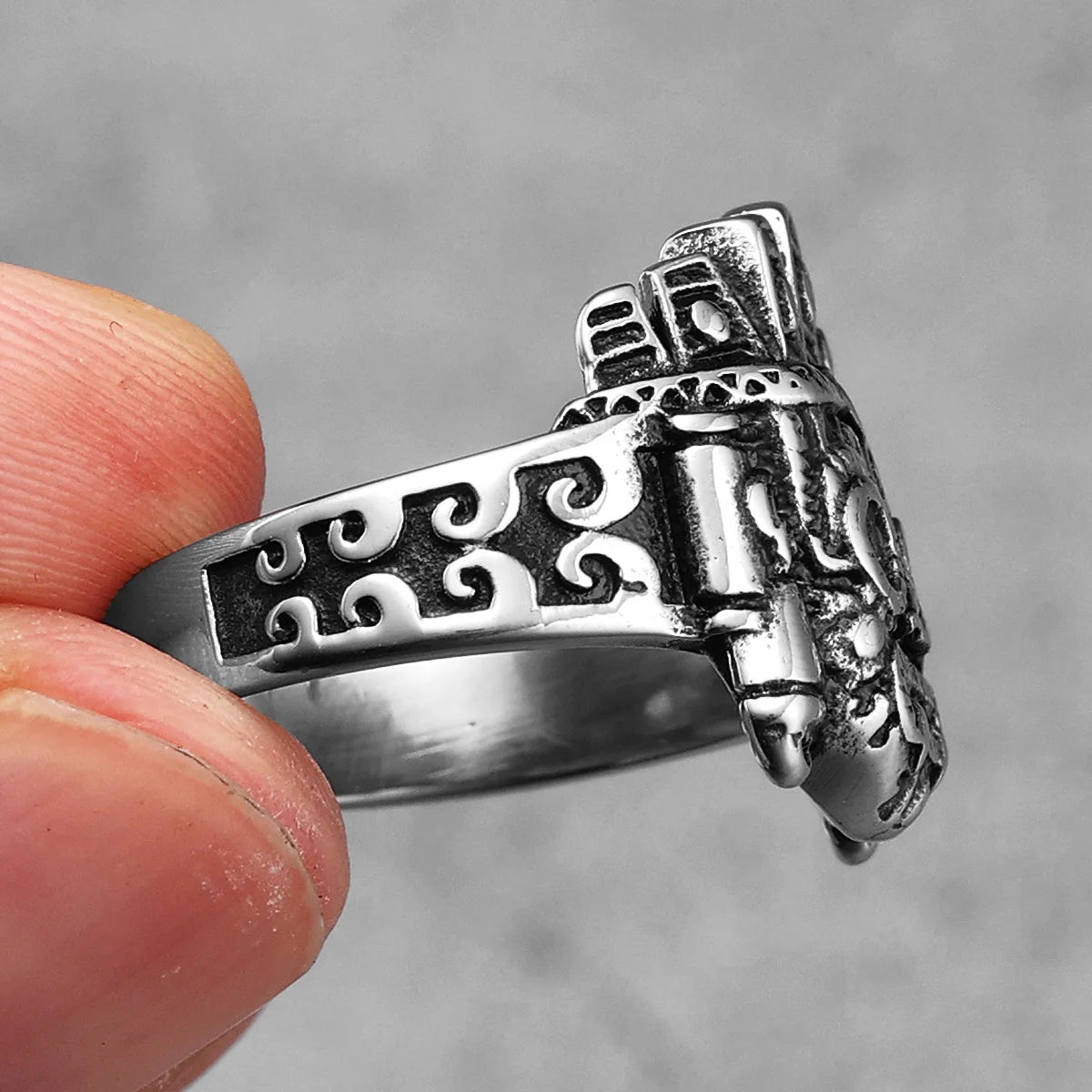 Totems Skull Signet Ring