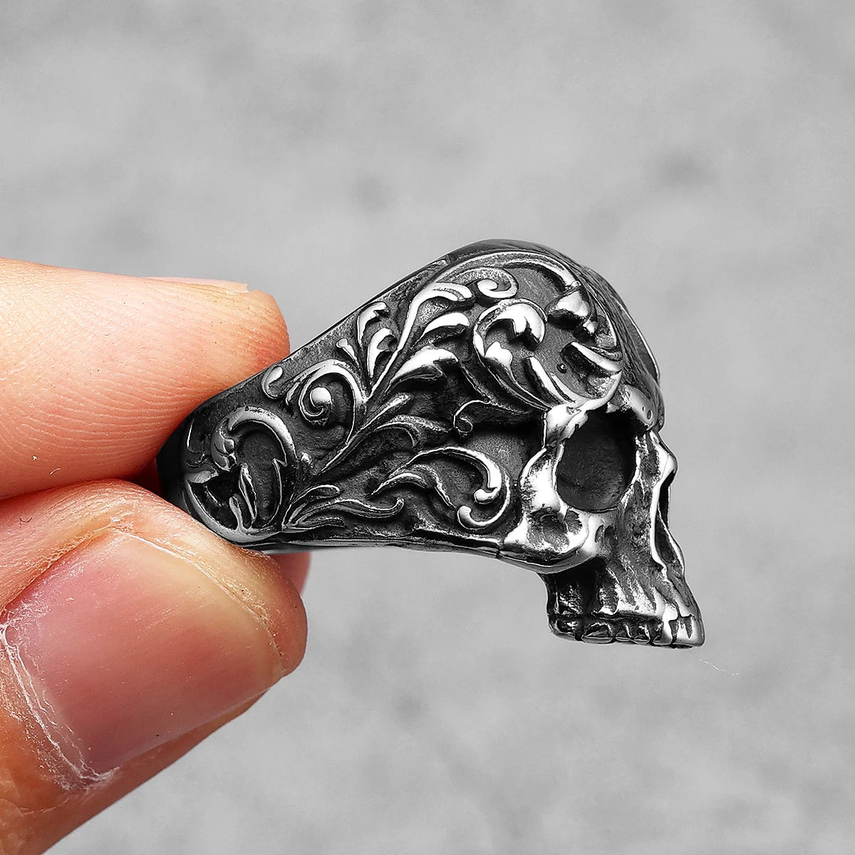 Carved Skull Signet Ring