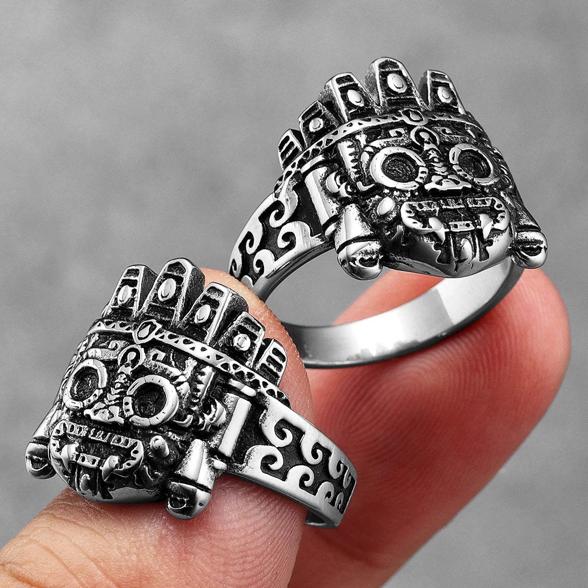 Totems Skull Signet Ring