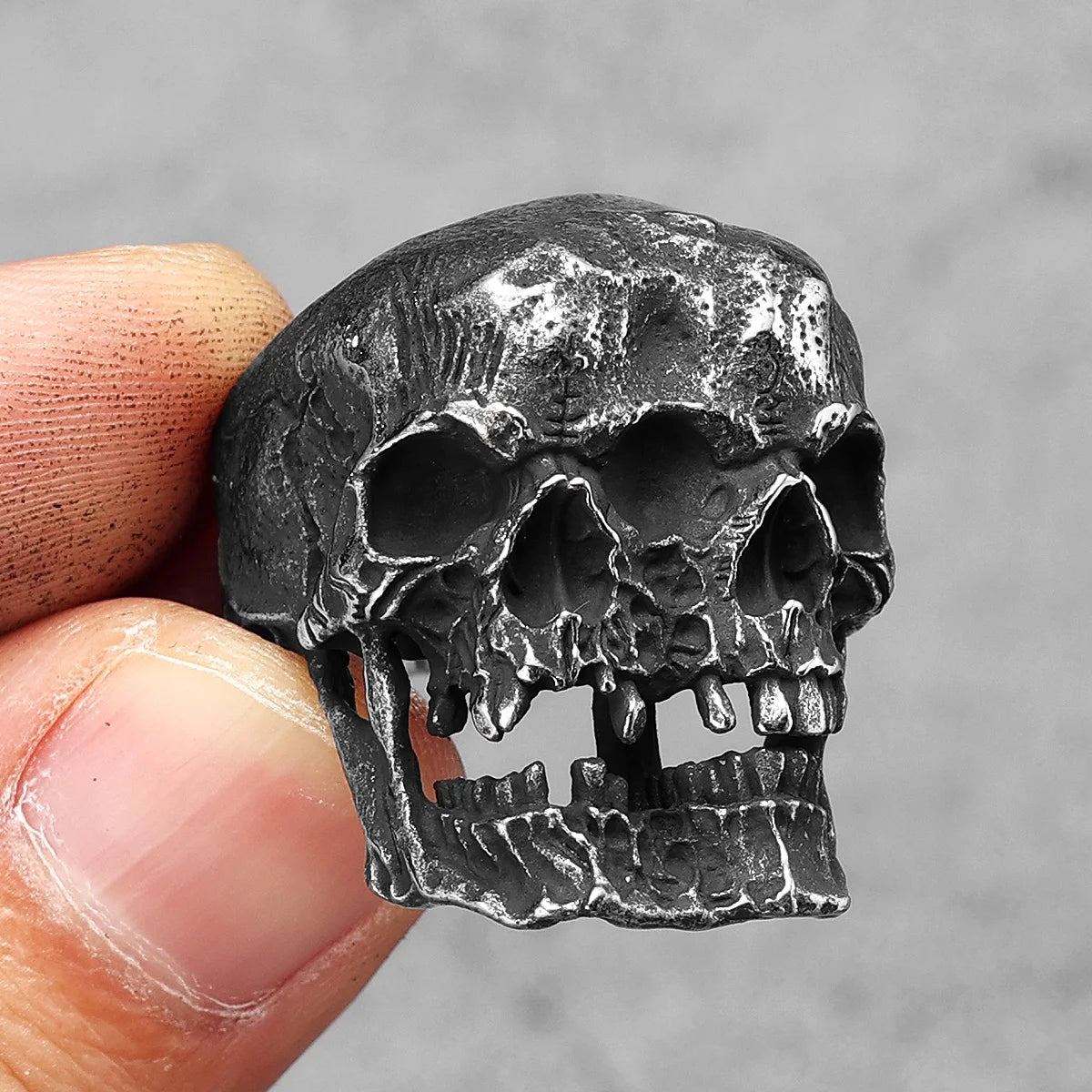 Black Schizophrenia Skull Signet Ring
