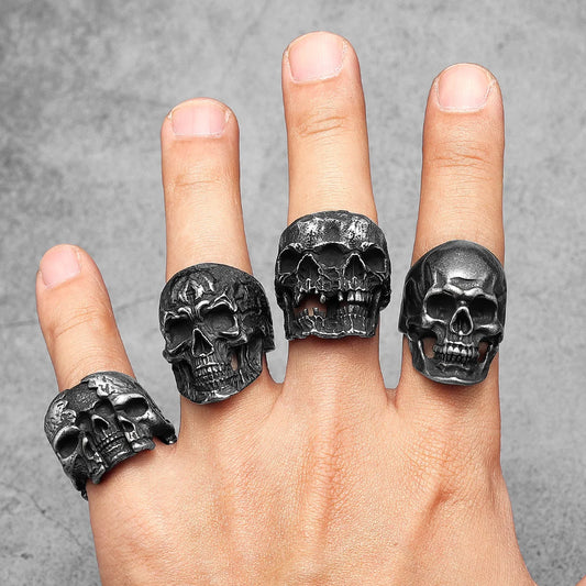 Black Schizophrenia Skull Signet Ring