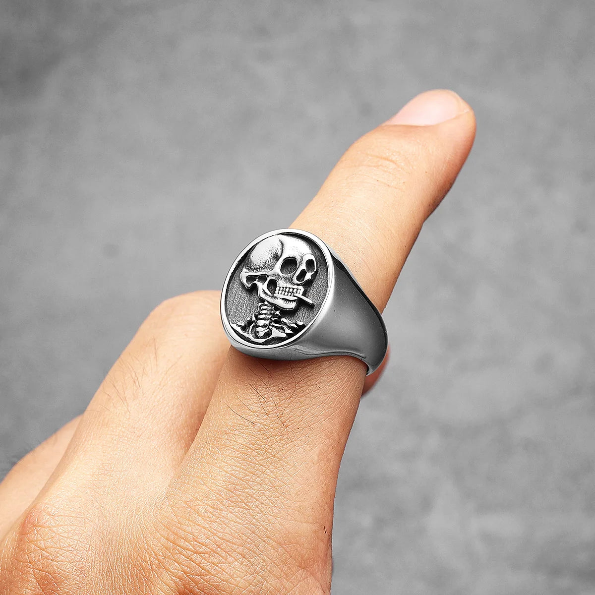 Heavy Smoker Skull Rings