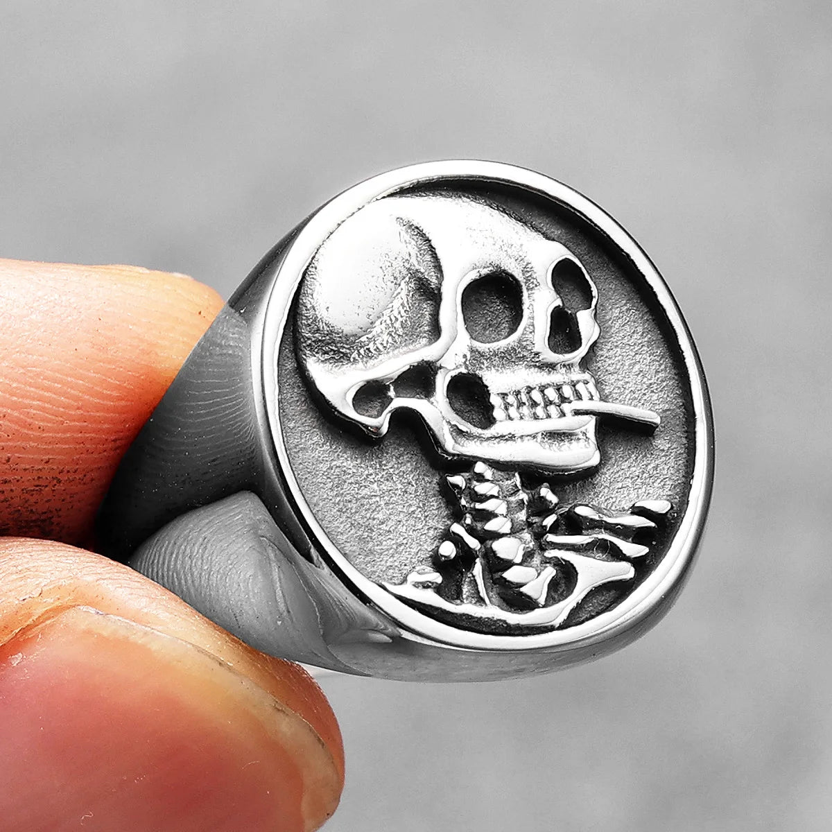 Heavy Smoker Skull Rings